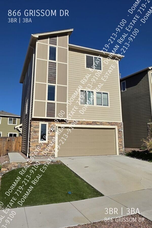 Photo - 866 Grissom Dr.