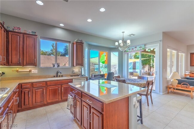 Building Photo - 2611 Savannah Springs Ave