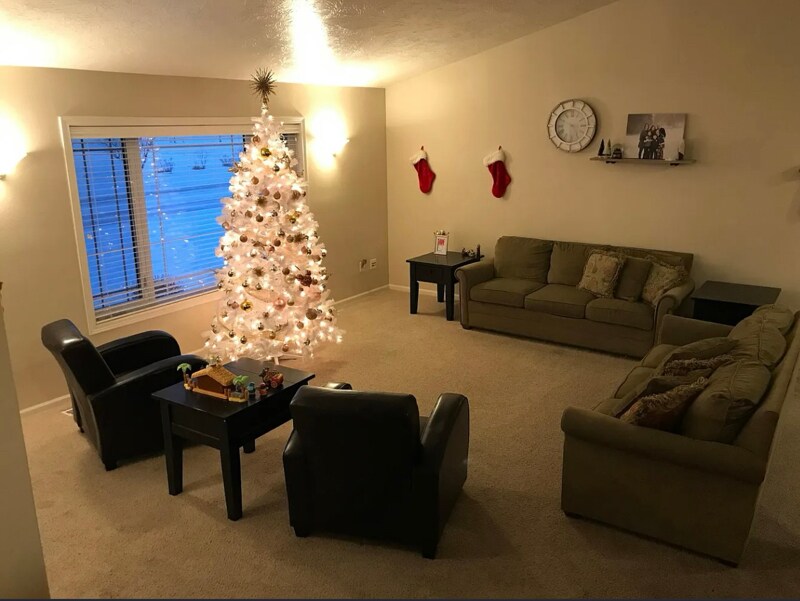 Photo - 3304 2nd St NE