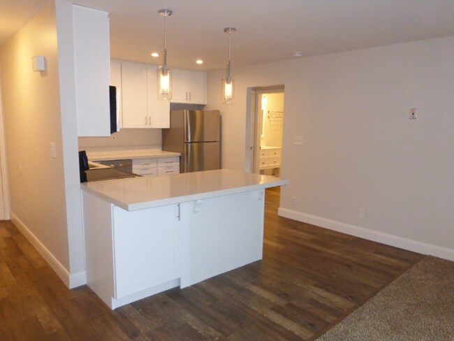 Photo - 172 W Clinton Ave Unidad Apt 205