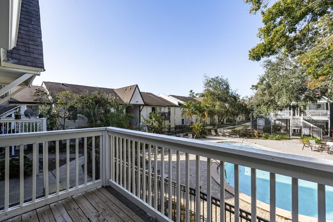 Foxcroft Apartments