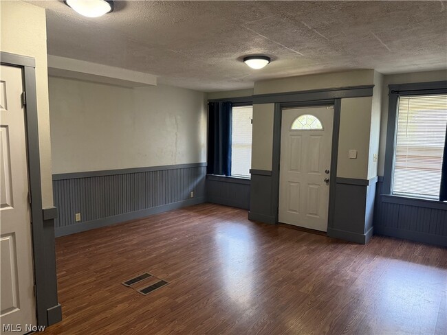 Photo - 322 Pratt St