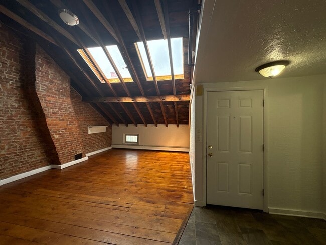 Photo - 1-2 Bedroom 3rd Floor Apartment Across from Central Market in Downtown York