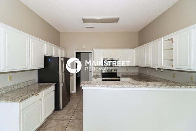4 Bedroom Pet-Friendly Home in Cordova, TN with Main Street Renewal