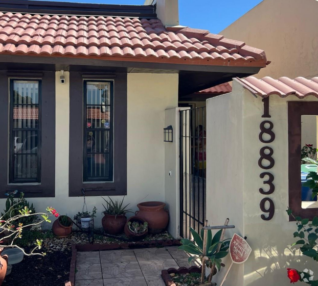 Building Photo - 18839 NW 64th Ct Rental