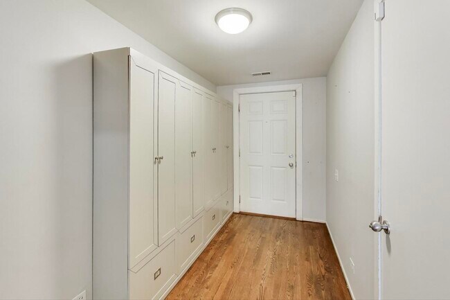 Photo - 2743 N Wayne Ave