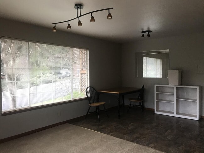 Photo - 2913 Highland Ct