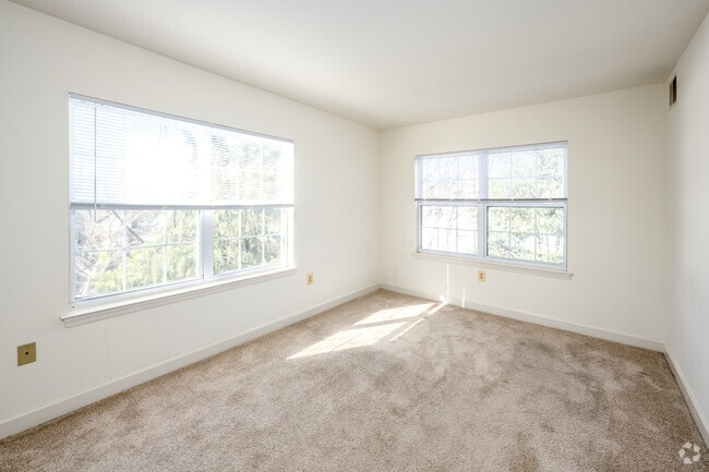 3BR, 2BA - 1,243SF - Bedroom