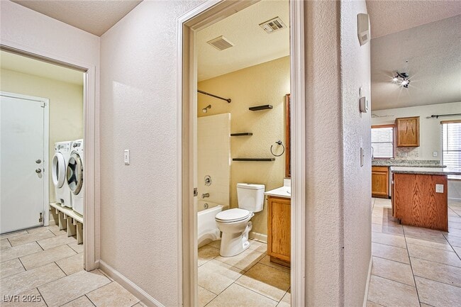 Building Photo - 5128 Fall Meadows Ave