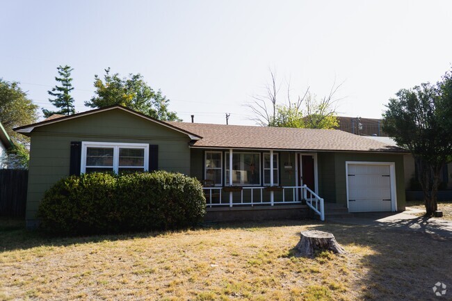 Building Photo - 4305 33rd St Unit 1 Rental