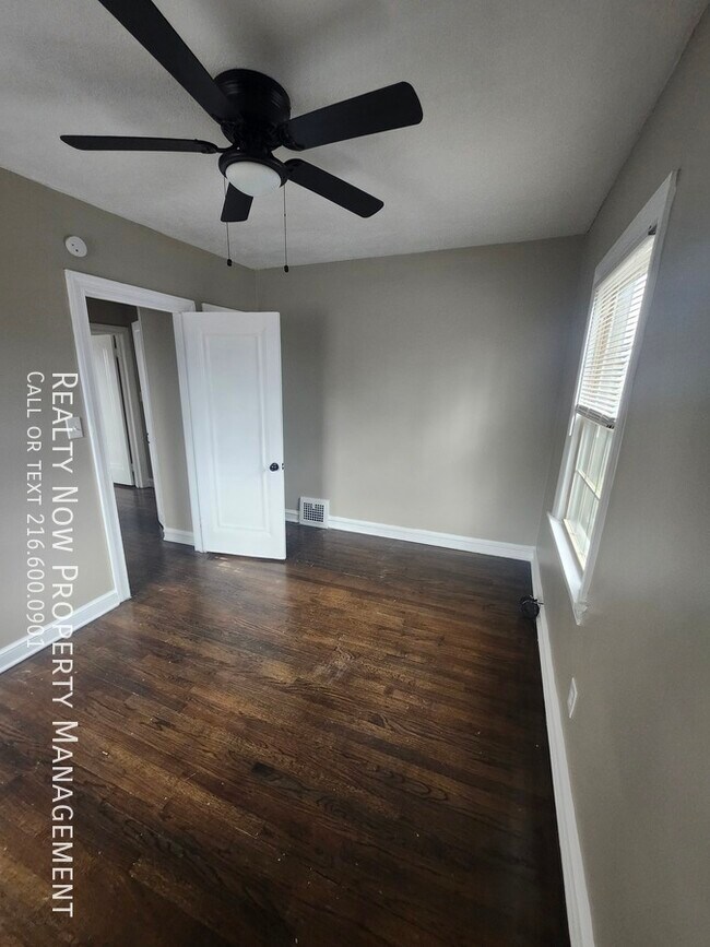 Photo - 3644 Rolliston Rd Unit 2