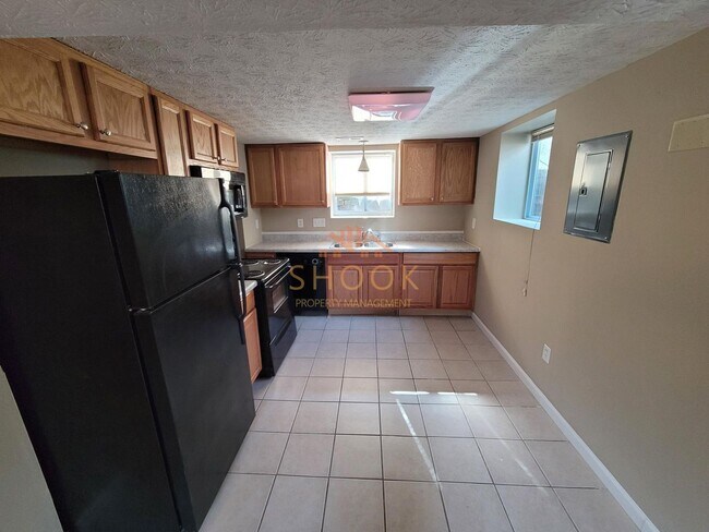 Photo - 1707 Ferry St Unit 1707 Ferry St Apt B