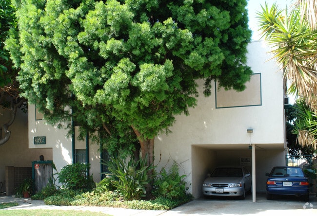 LUXURY LIVING AT AN AFFORDABLE PRICE.