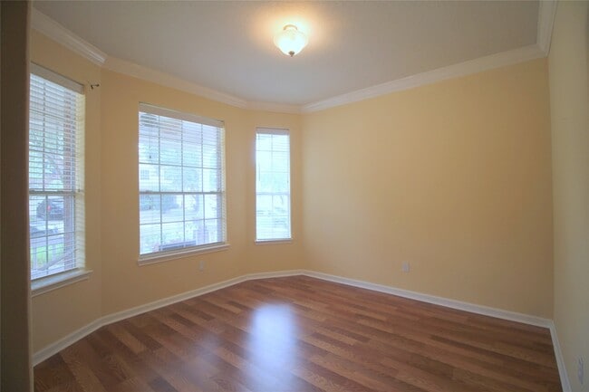 Photo - 19927 Black Canyon Dr