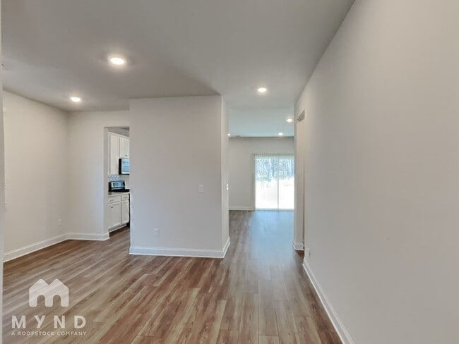 Photo - 71 Dew Drop Ln