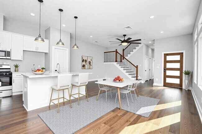 Photo - 4215 Rogers St