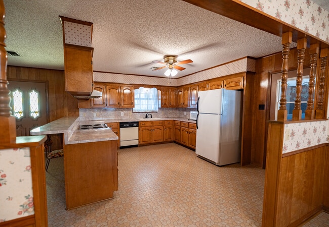 2156 Hohenwalde School Rd