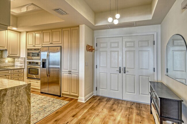 Photo - Short term ONLY Amazing 2/2 condo in the h...