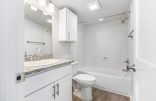 Photo - Artwalk Bucktown