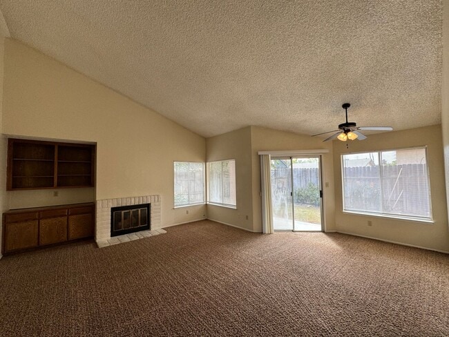 Photo - Spacious three bedroom home!