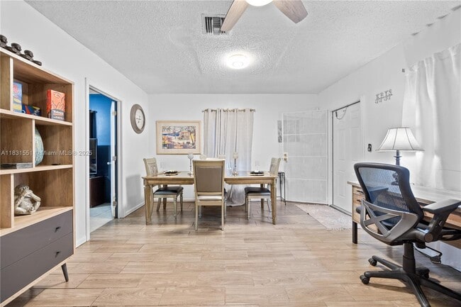 Building Photo - 600 NW 99th St Rental