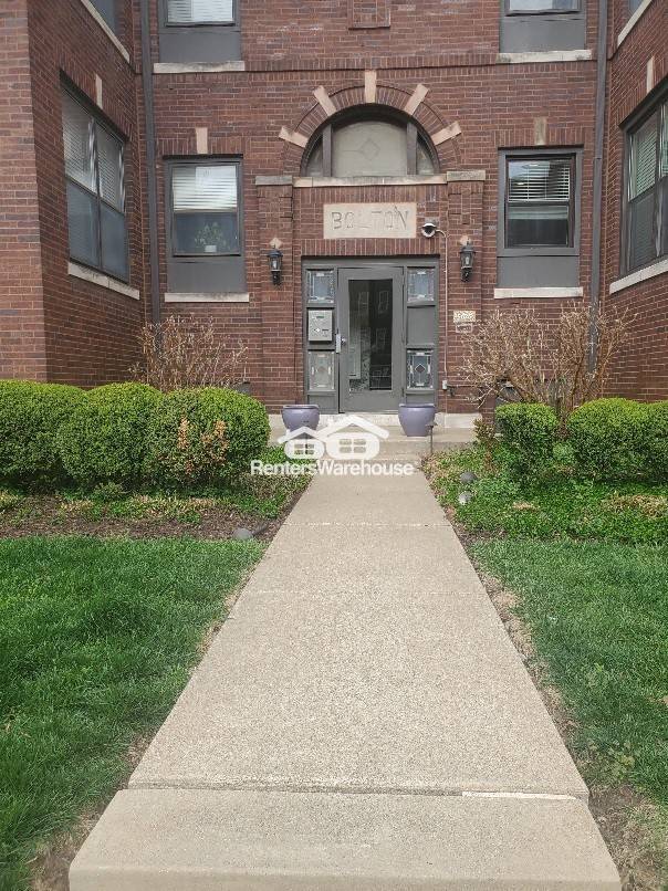 Building Photo - 5625 Pershing Ave