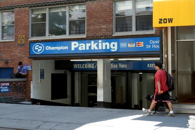 Photo - Parker Gramercy