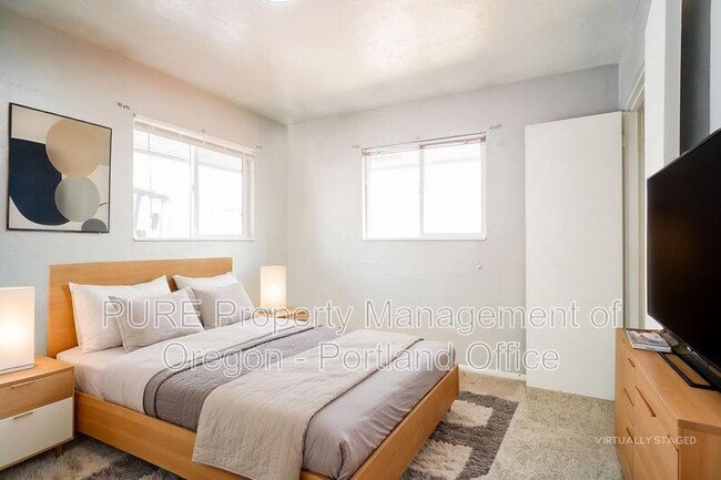 Walnut Apartments