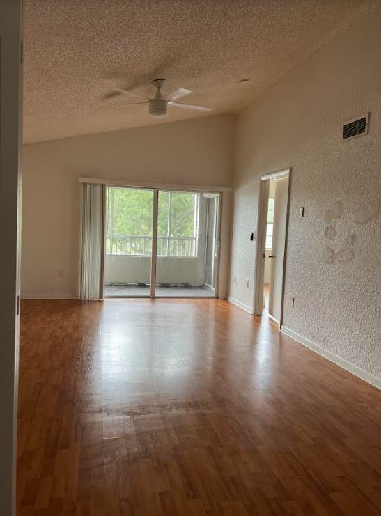 Building Photo - 2861 N Oakland Forest Dr Unit 301