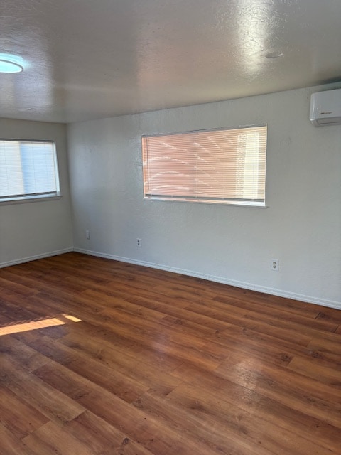 Photo - 720 Olive Ave