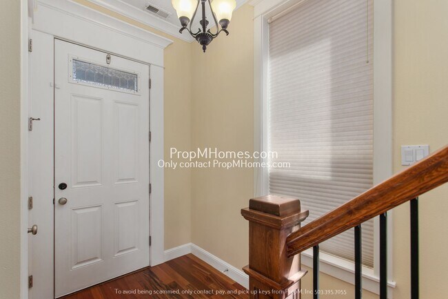 Photo - Stylish 2-Bedroom Townhouse at Sumner Brow...