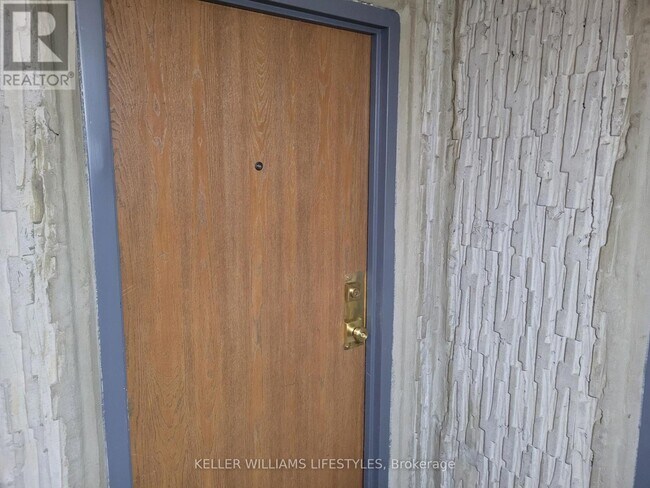 Photo - 986 Huron St Unit 710