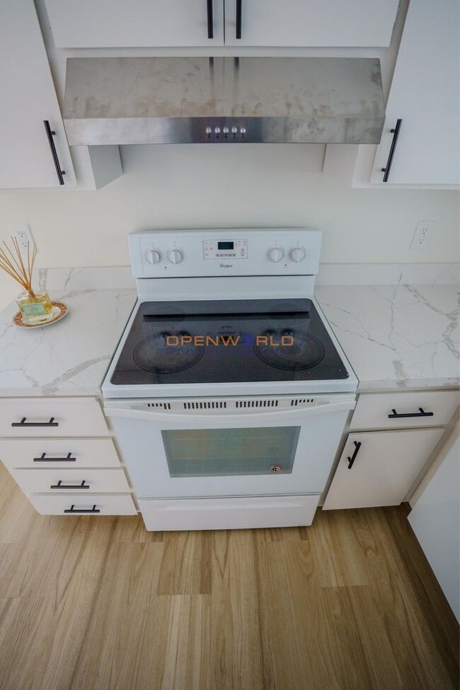 Photo - 414 Bancroft Ave Unit A