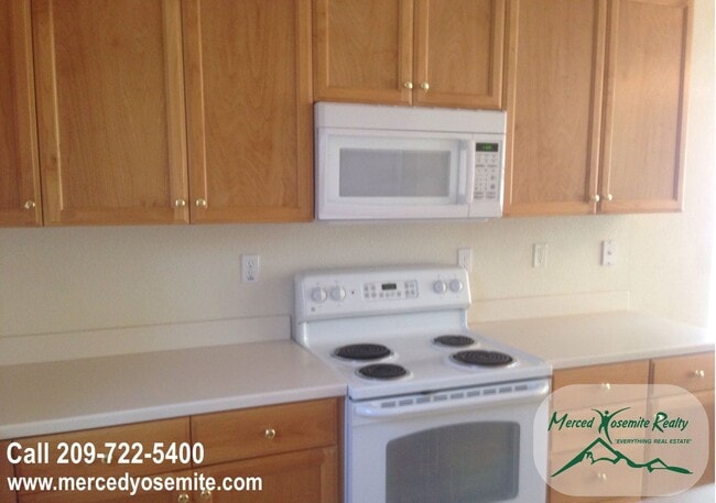 Photo - Appointment Only Do Not Disturb Occupants. Apply Now to Schedule Viewing.
