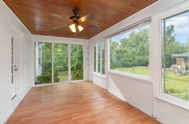 Photo - 7620 Montgomery Rd
