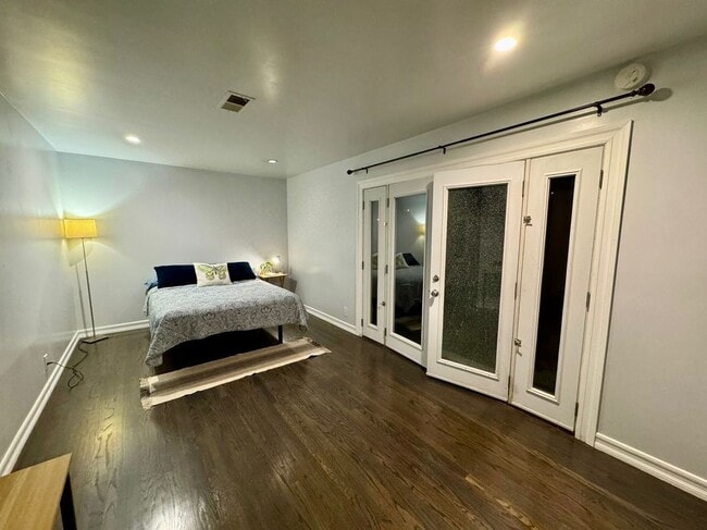 Photo - 2088 Cypress Ave