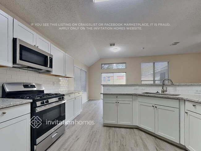 Photo - 2003 Walnut Hills Ln