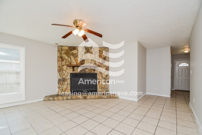 Photo - 1030 Bradley St