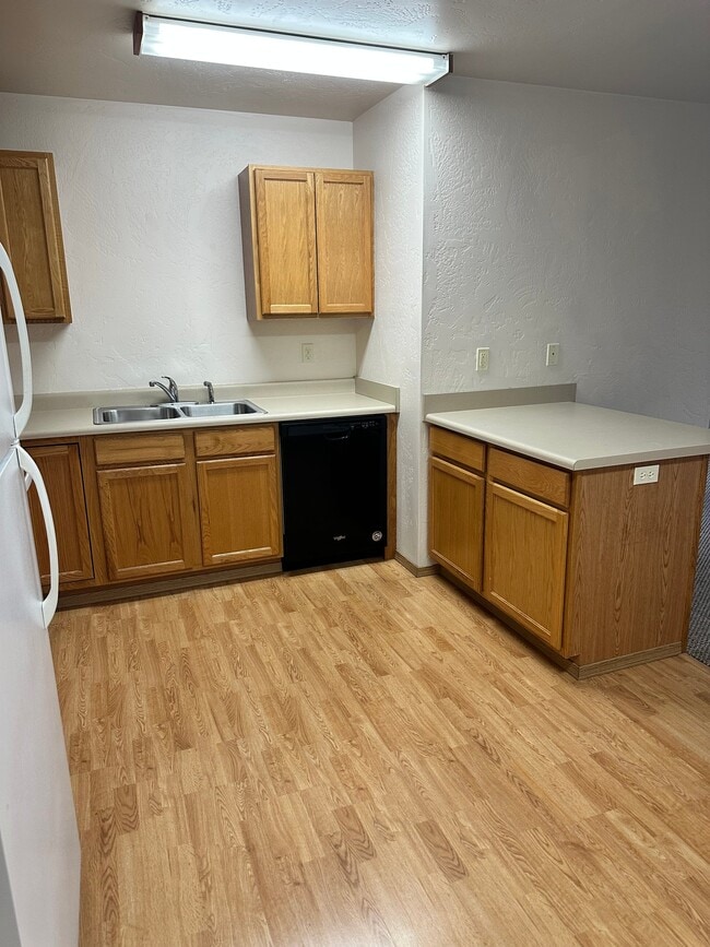 Photo - 37 Appleway Dr