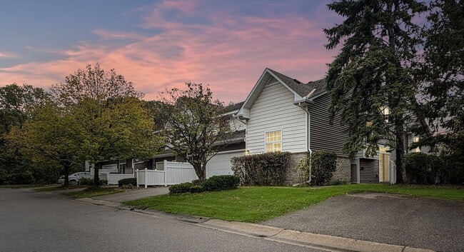 Building Photo - 8349 Kimball Dr