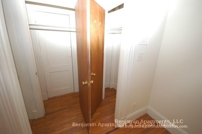 Photo - 235 Park Dr Unit 9