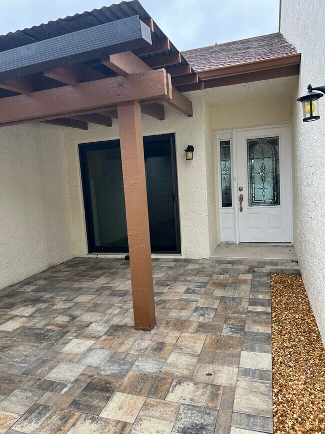 Front Patio - 14809 Feather Cove Ln Condo Unit Feather Cove Villas