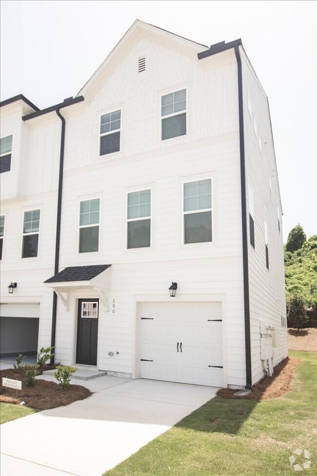 Building Photo - Newly Constructed 4bd/3.5ba Minutes From A... Rental