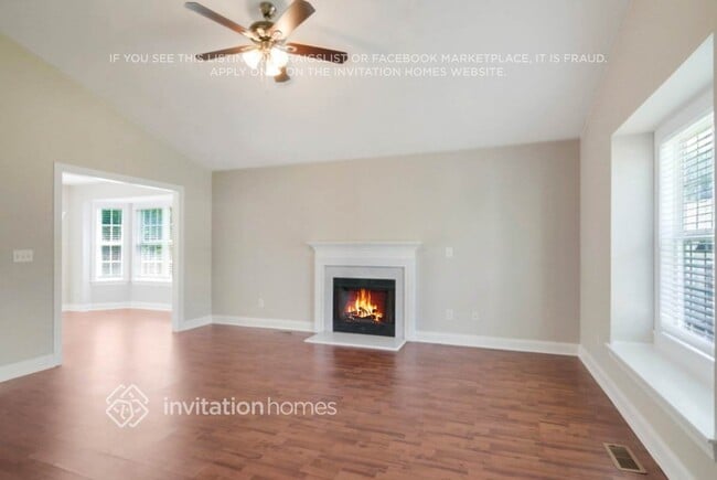 601 Flicker Ct