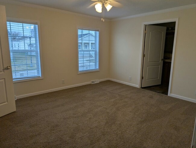 Photo - 30095 Pineview Cir