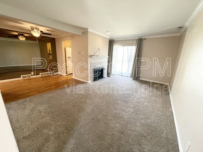 Building Photo - 2438 S Elizabeth St Unit 1 Rental