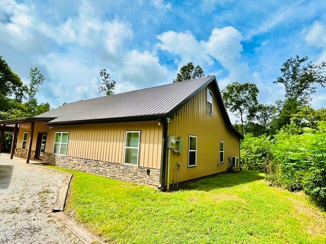 Photo - 169 Henley Rd