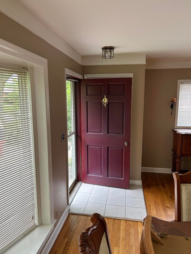 Photo - 1354 Catalpa Dr