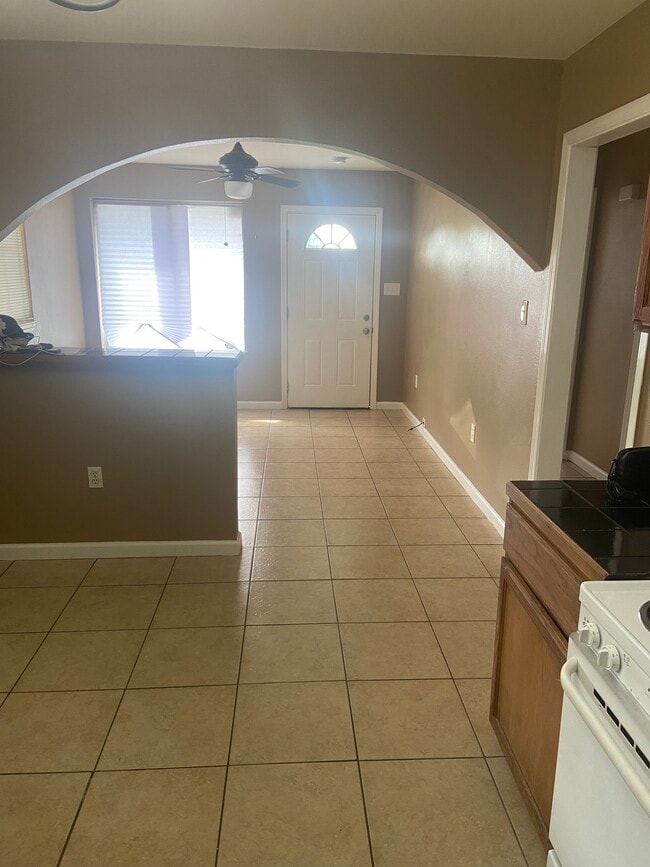 Photo - 2109 Octavia Dr