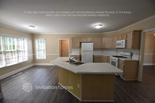 Photo - 735 Ashley Laine Walk